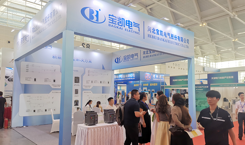 暴击行业天花板！jinnianhui今年会电气硬核技术亮相天津清洁能源展，引央视记者及能源产业巨头现场“挖宝”